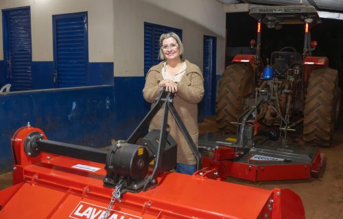Ana Paula Leão entrega novos equipamentos agrícolas para o Conselho Rural da Tenda dos Morenos (2)