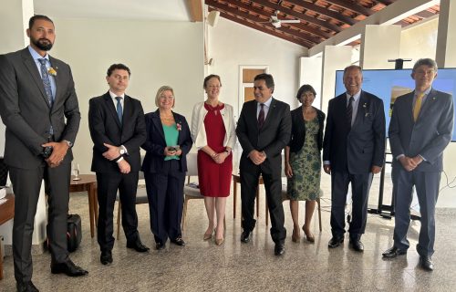 Deputada Ana Paula Leão participa de Mesa Redonda na Embaixada da Austrália sobre Agricultura e Sustentabilidade (3)
